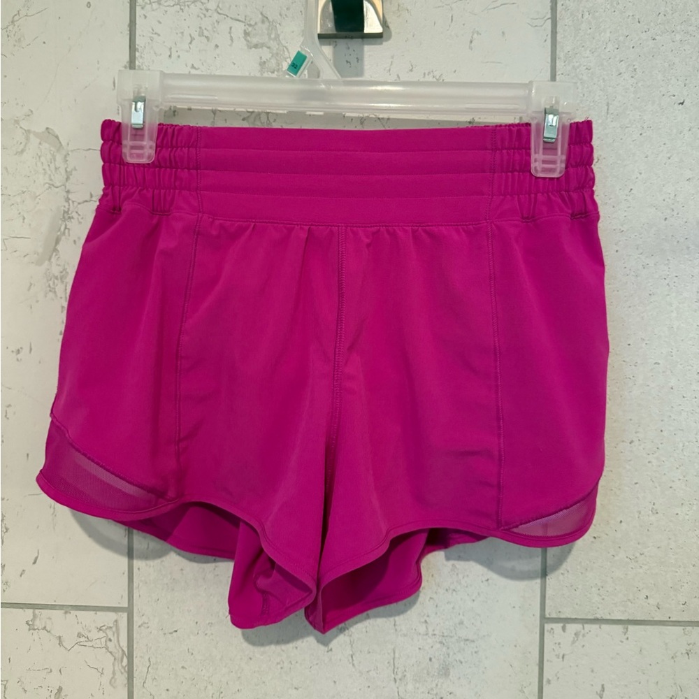 Lululemon Hotty hot shorts high rise 2.5 inch size 4 highlighter purple